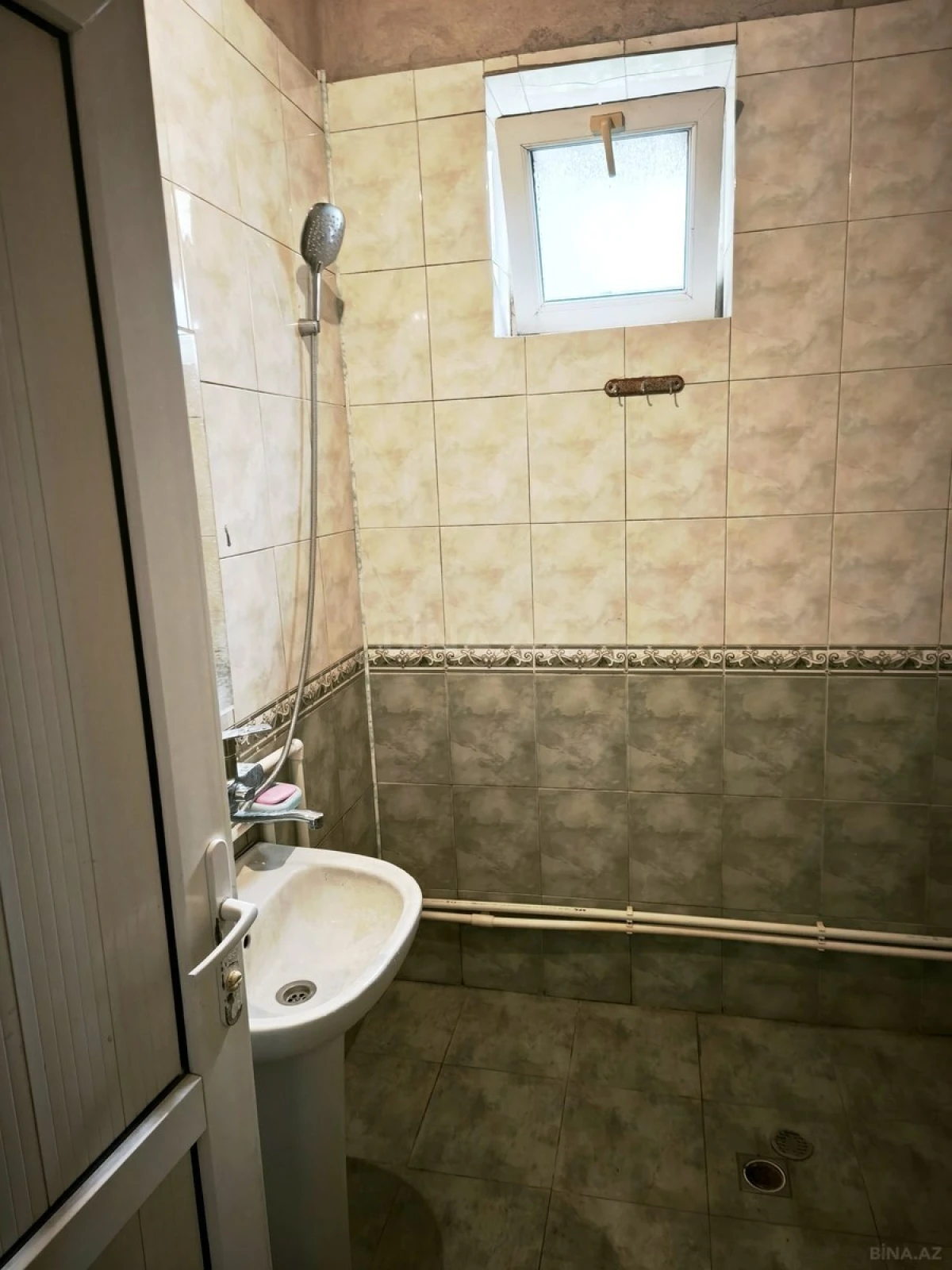Kirayə verilir 3 otaqlı həyət evi 100 m²
