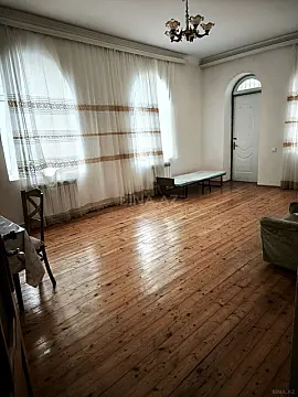 Kirayə verilir 3 otaqlı həyət evi 100 m² — Bakı, İnşaatçılar 3 otaq 100.00 m²