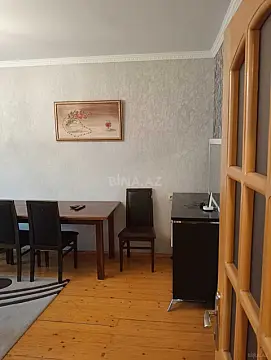 Kirayə verilir 2 otaqlı mənzil 55 m²