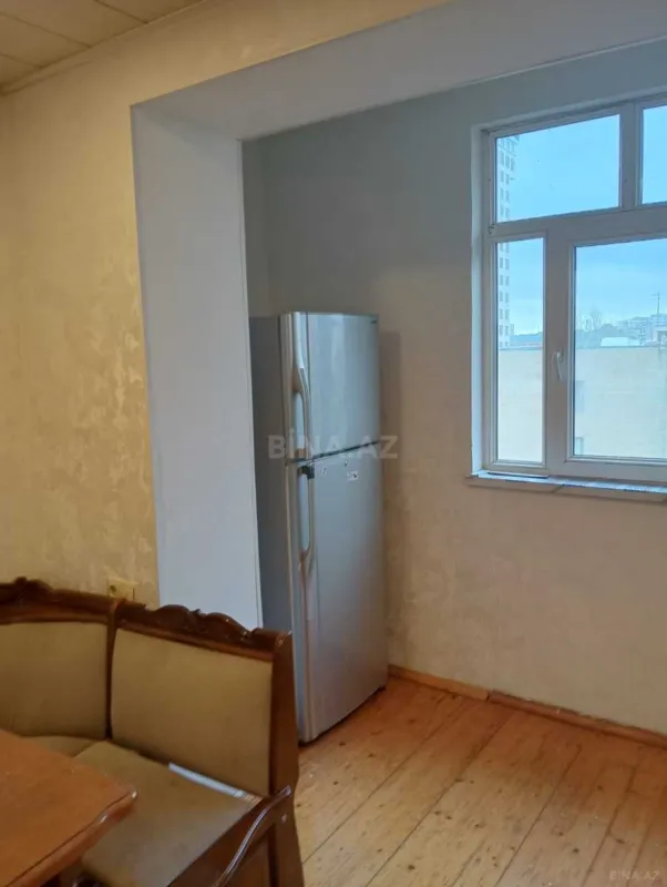 Kirayə verilir 2 otaqlı mənzil 55 m²