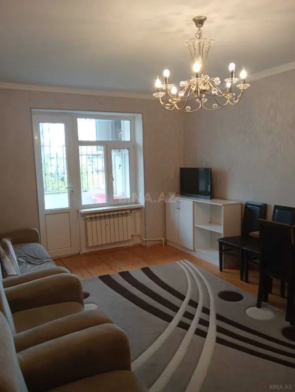 Kirayə verilir 2 otaqlı mənzil 55 m²