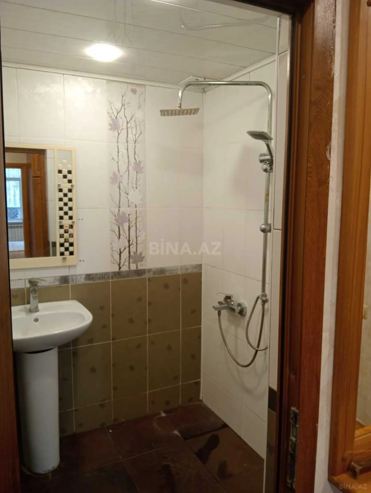 Kirayə verilir 2 otaqlı mənzil 55 m²