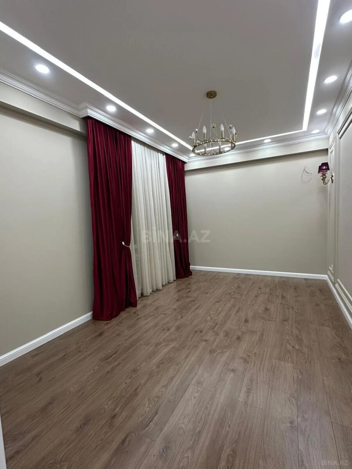 Satılır 3 otaqlı mənzil 90 m²