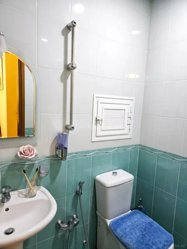 Satılır 3 otaqlı mənzil 120 m²