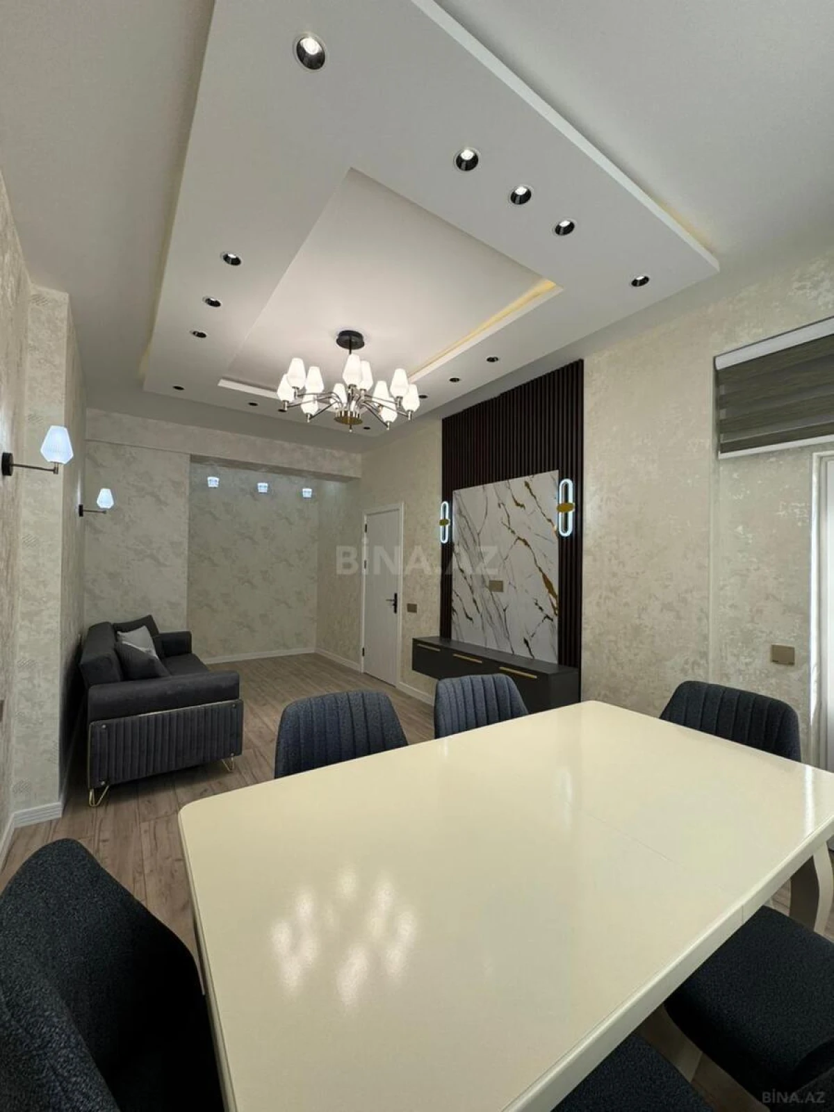 Satılır 2 otaqlı mənzil 80 m²