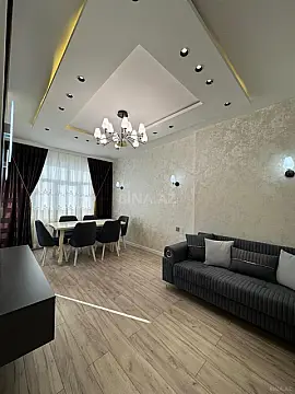 Satılır 2 otaqlı mənzil 80 m²