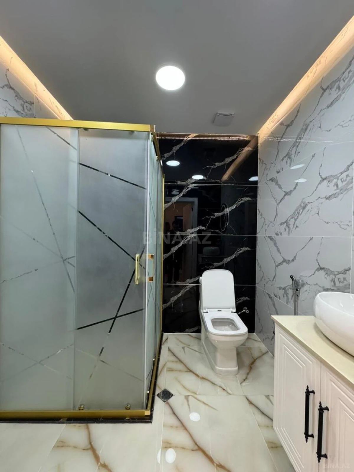Satılır 2 otaqlı mənzil 80 m²