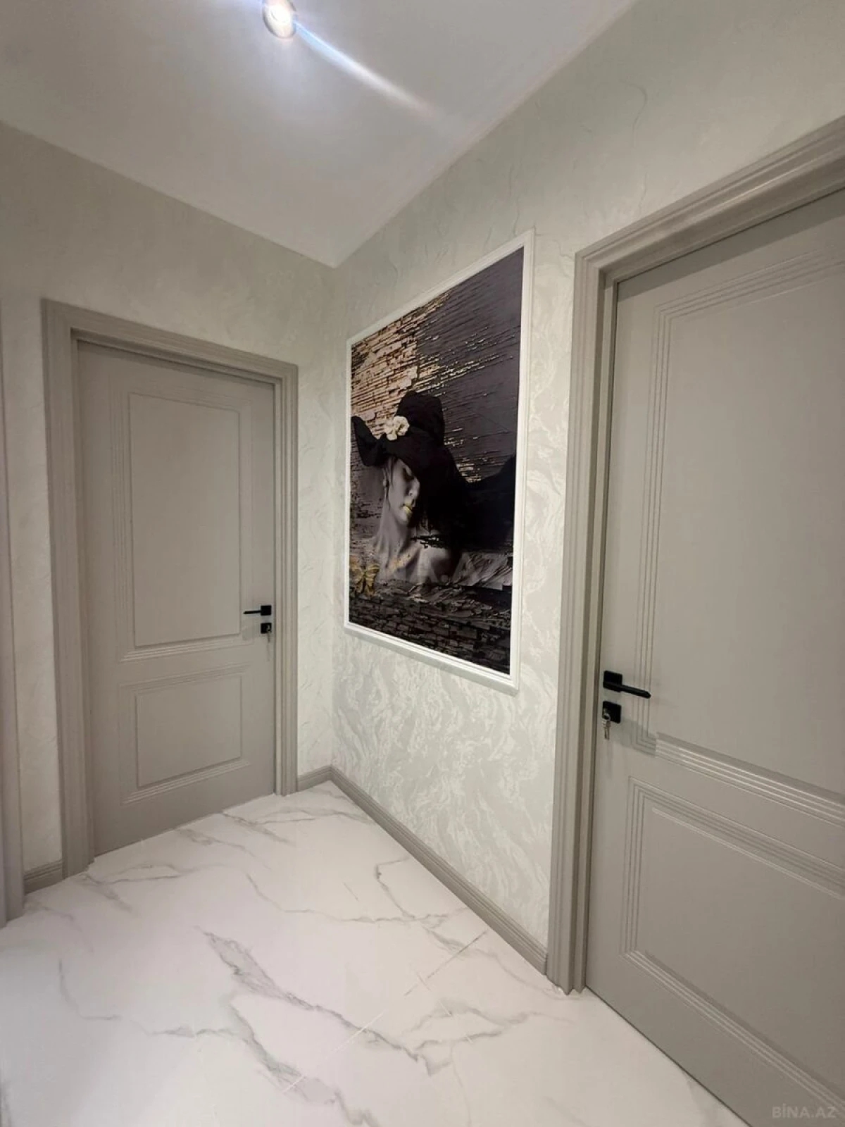 Satılır 2 otaqlı mənzil 80 m²