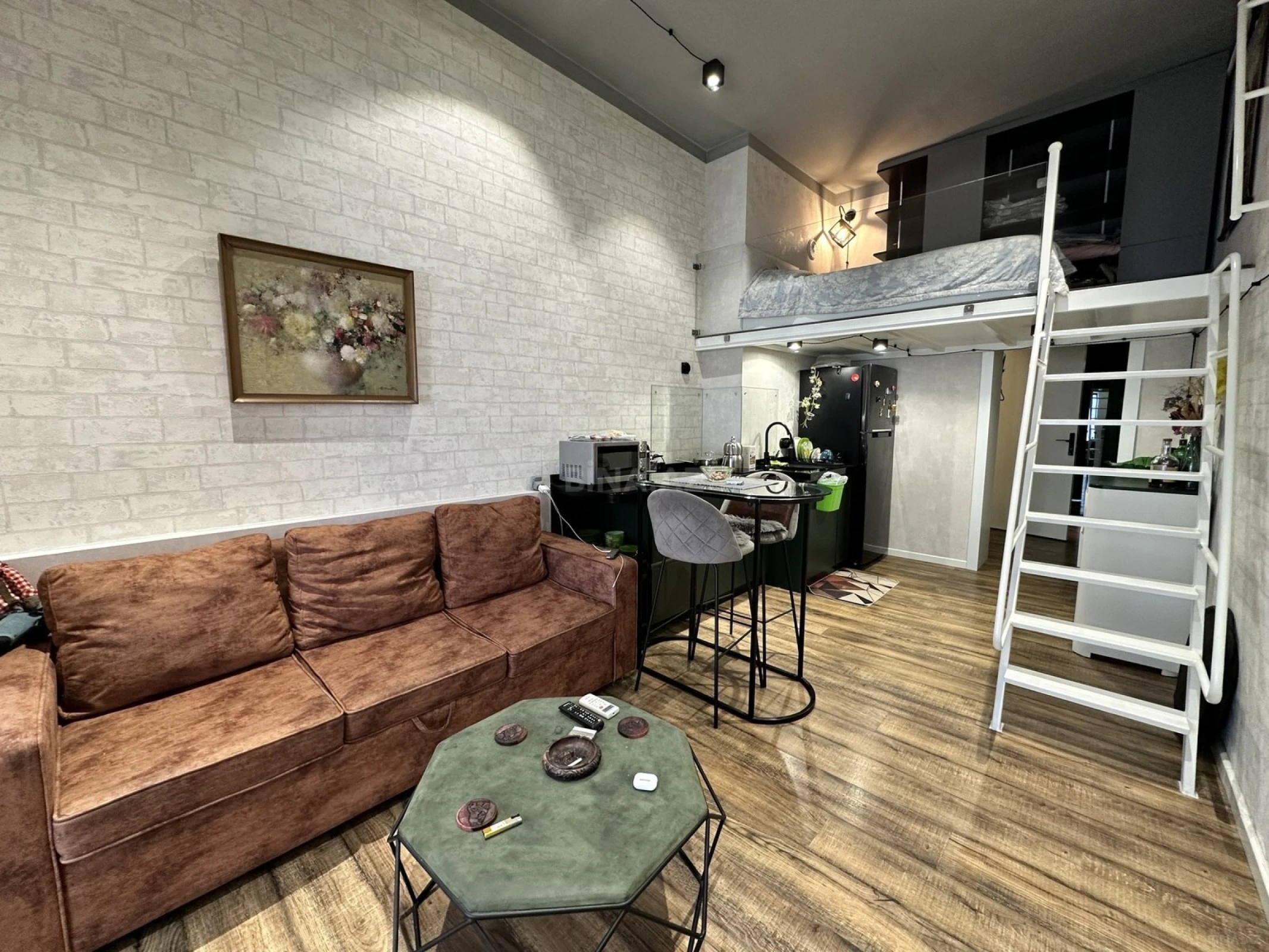 Satılır 1 otaqlı mənzil 38 m²