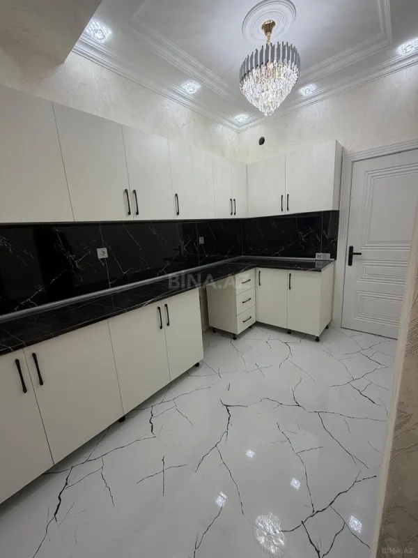 Satılır 3 otaqlı mənzil 97 m²