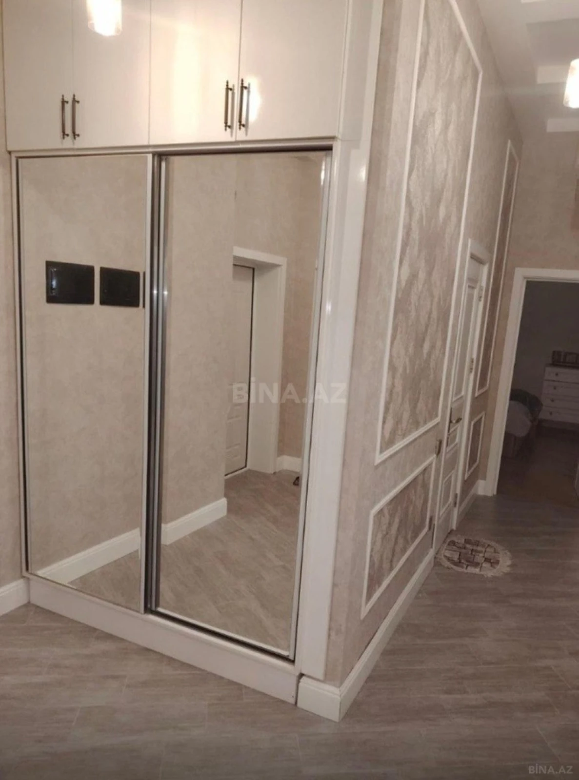Satılır 3 otaqlı mənzil 105 m²