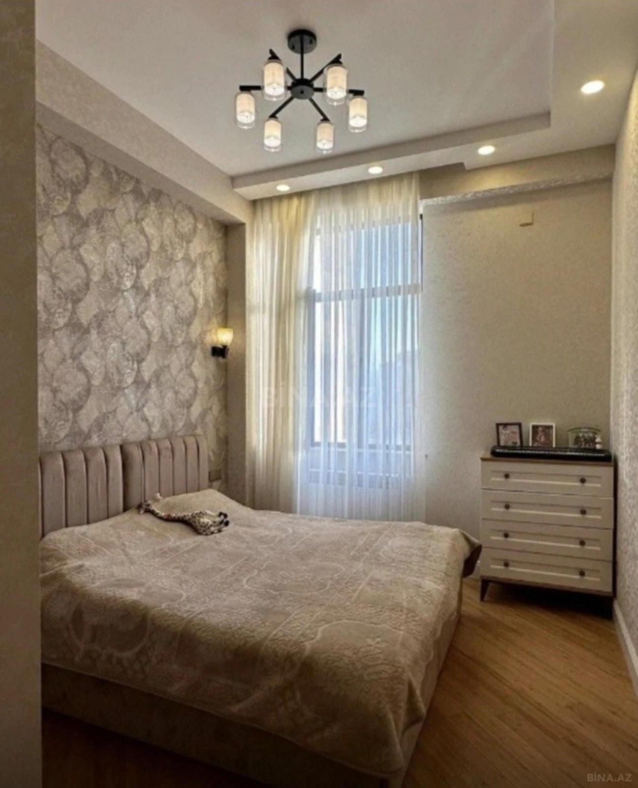 Satılır 3 otaqlı mənzil 105 m²