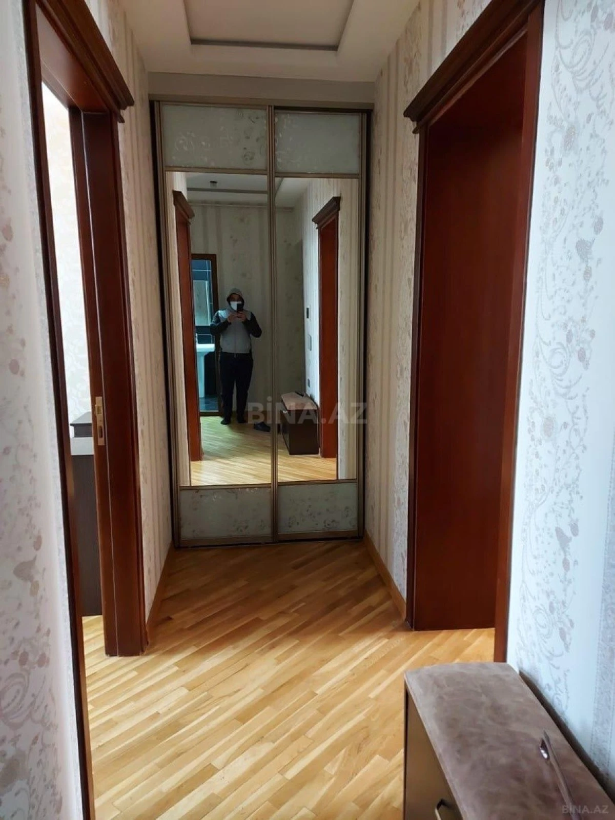 Satılır 2 otaqlı mənzil 63 m²