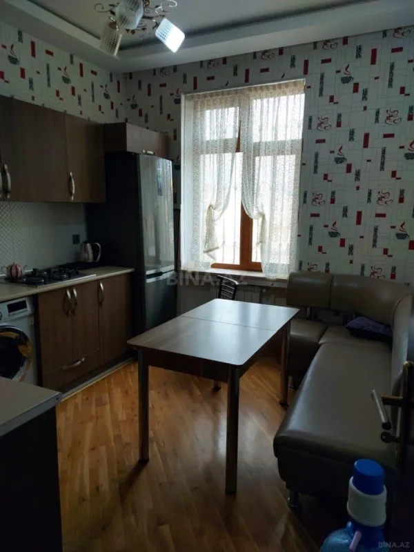 Satılır 2 otaqlı mənzil 63 m²
