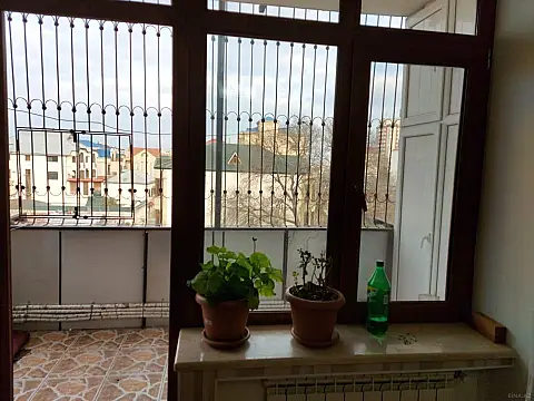 Satılır 2 otaqlı mənzil 63 m²