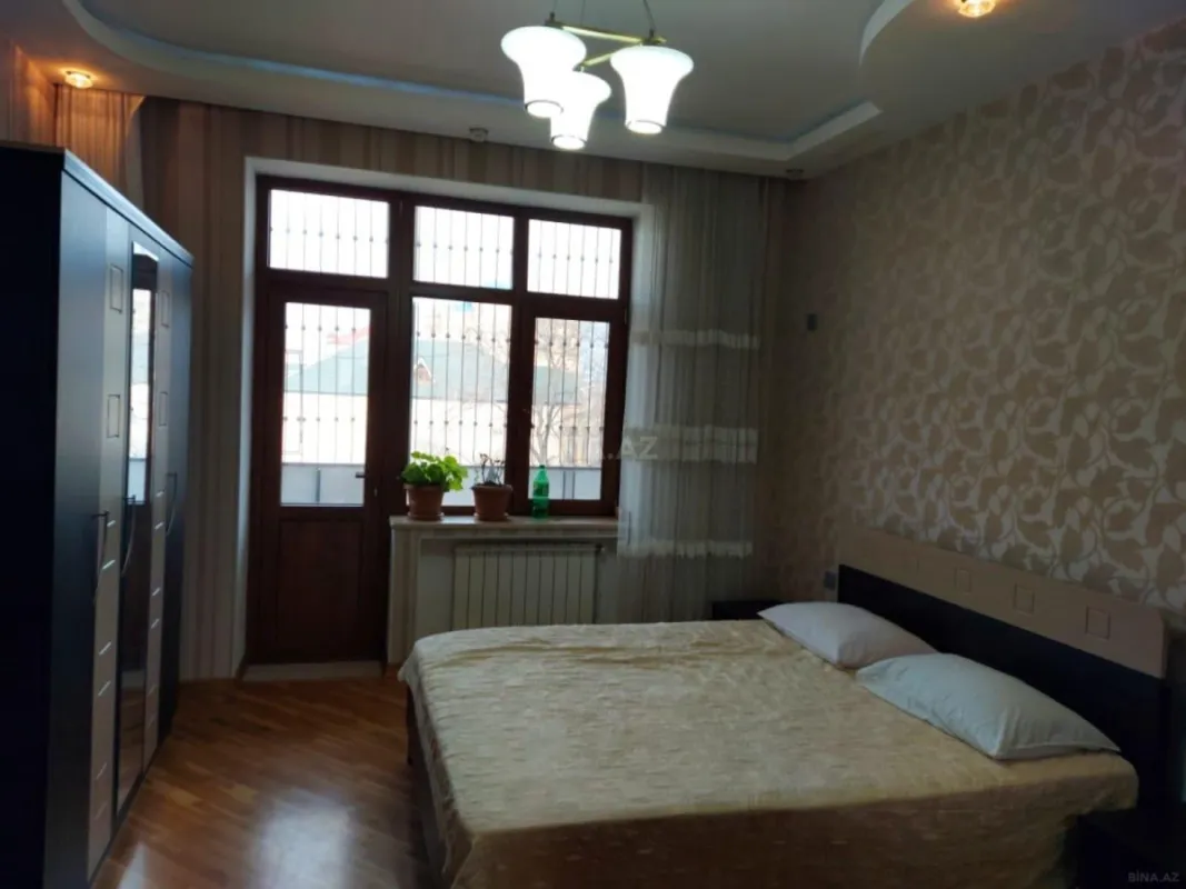 Satılır 2 otaqlı mənzil 63 m²