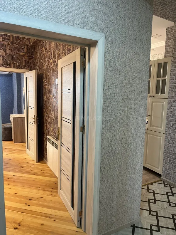 Kirayə verilir 2 otaqlı mənzil 64 m²