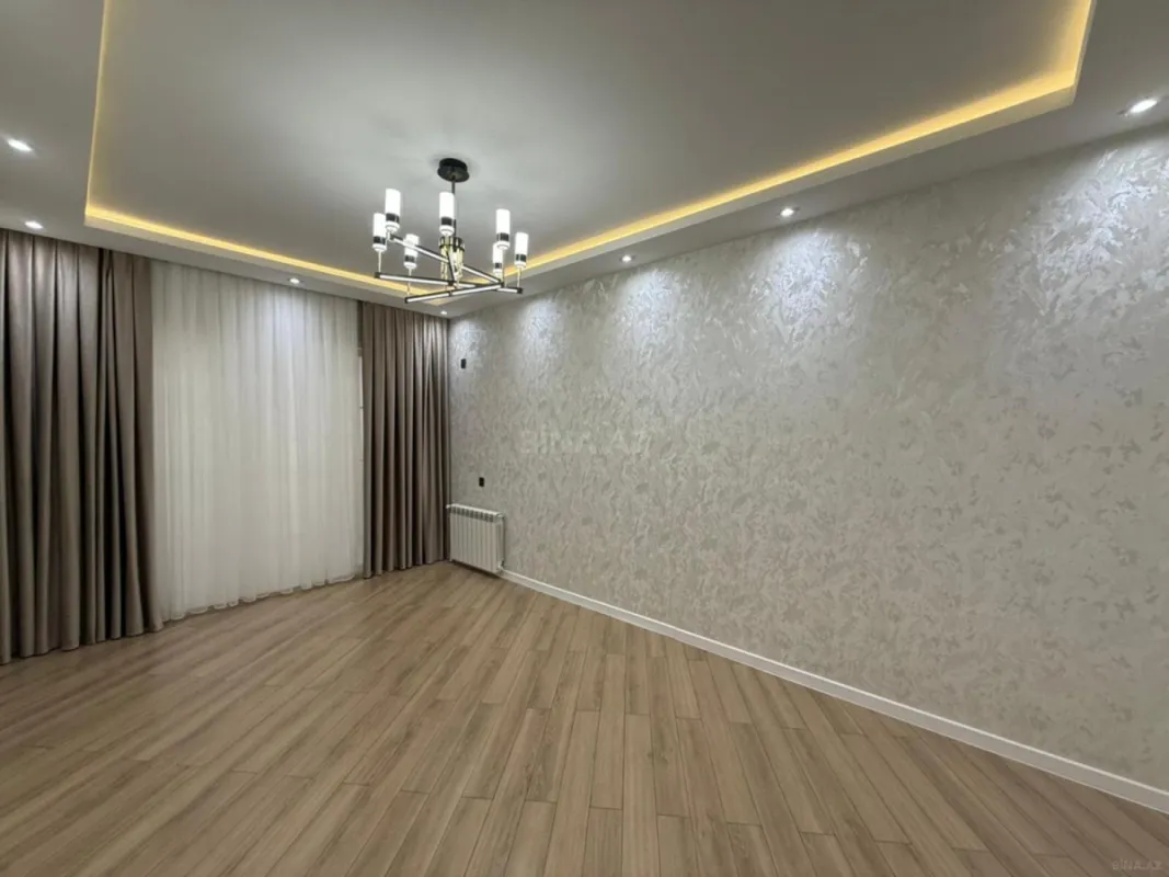 Satılır 4 otaqlı mənzil 110 m²