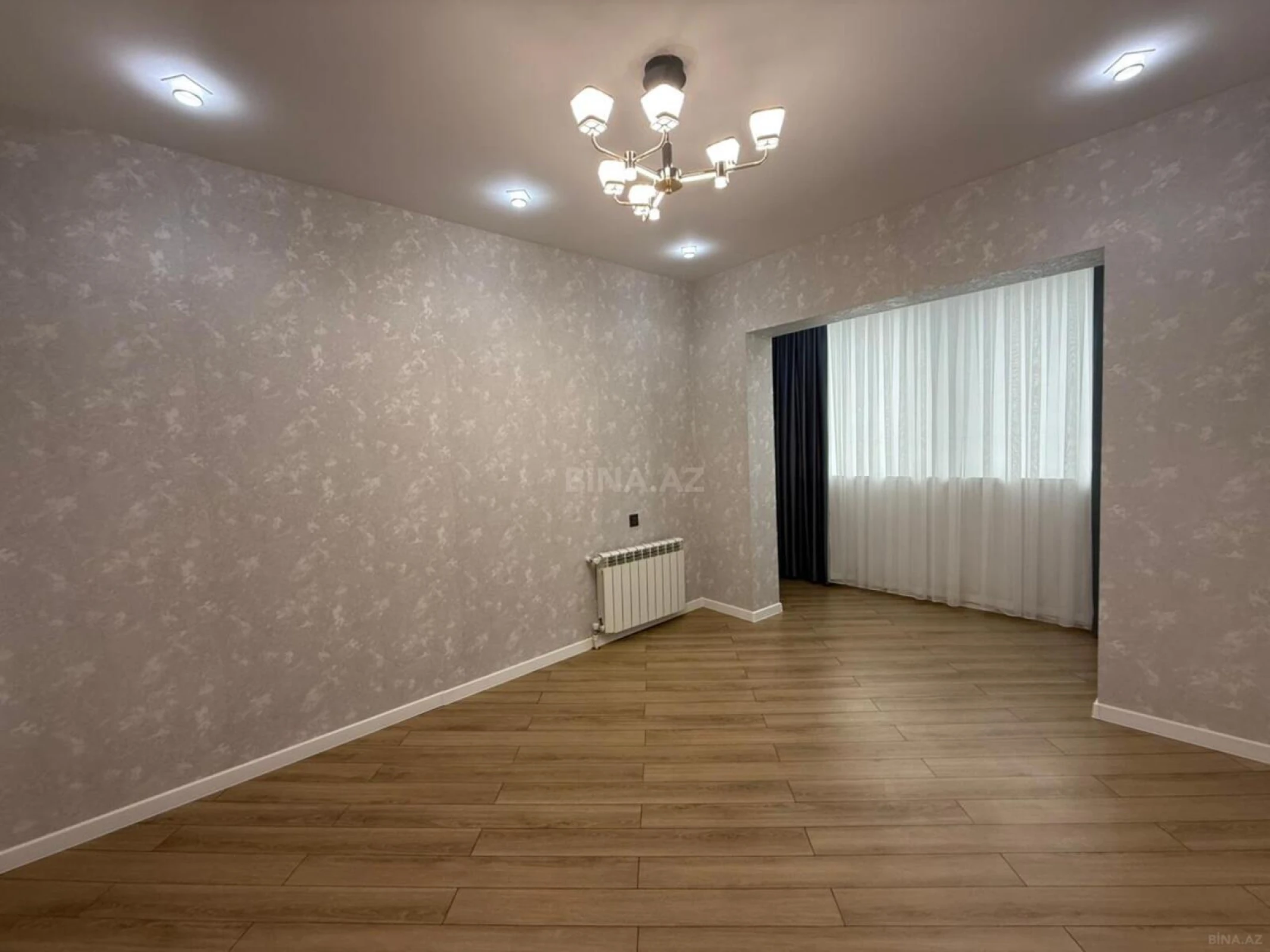 Satılır 4 otaqlı mənzil 110 m²