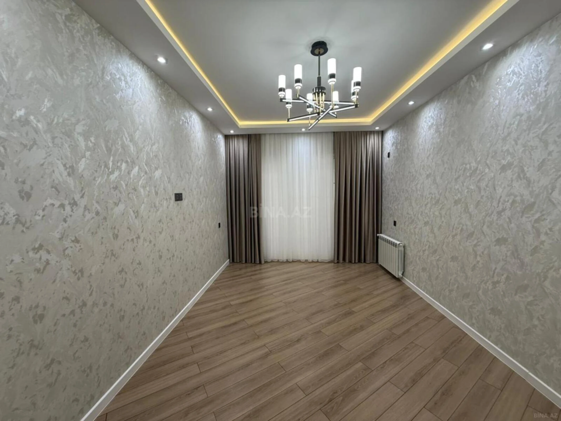 Satılır 4 otaqlı mənzil 110 m²