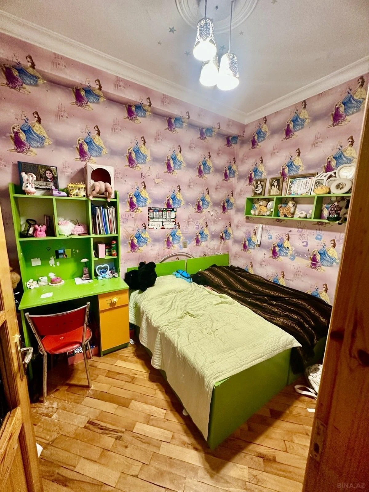 Satılır 3 otaqlı mənzil 70 m²