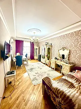 Satılır 3 otaqlı mənzil 70 m²