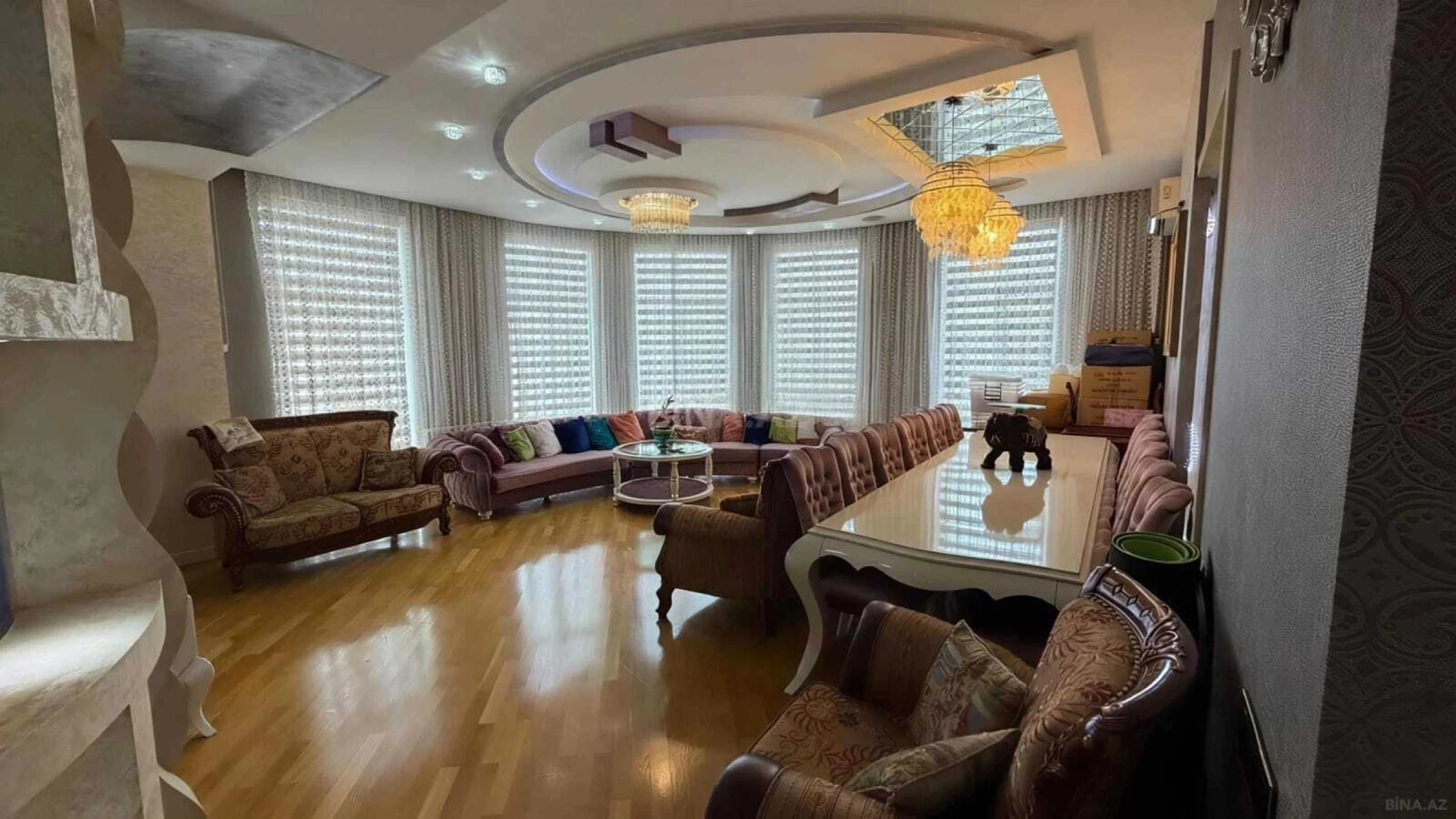 Satılır 4 otaqlı mənzil 185 m²