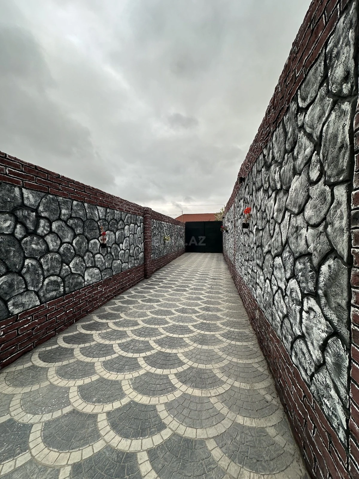 Satılır 4 otaqlı həyət evi 120 m²