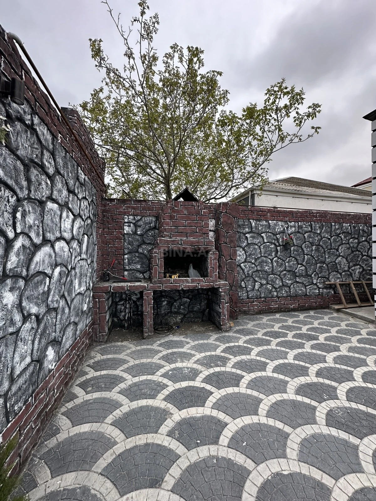 Satılır 4 otaqlı həyət evi 120 m²