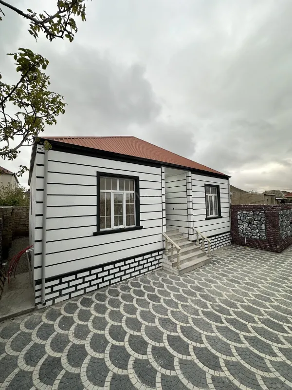 Satılır 4 otaqlı həyət evi 120 m²