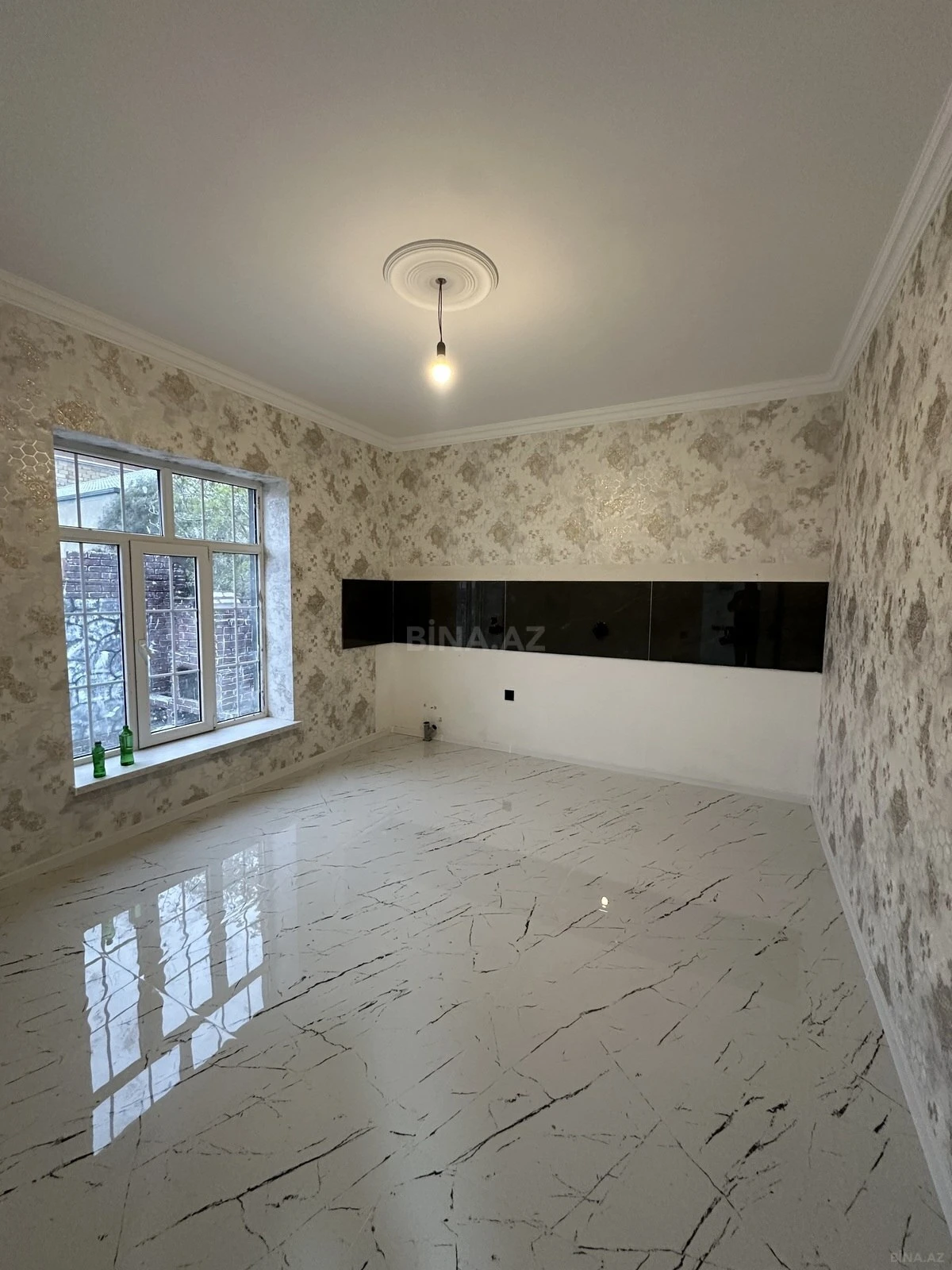 Satılır 4 otaqlı həyət evi 120 m²