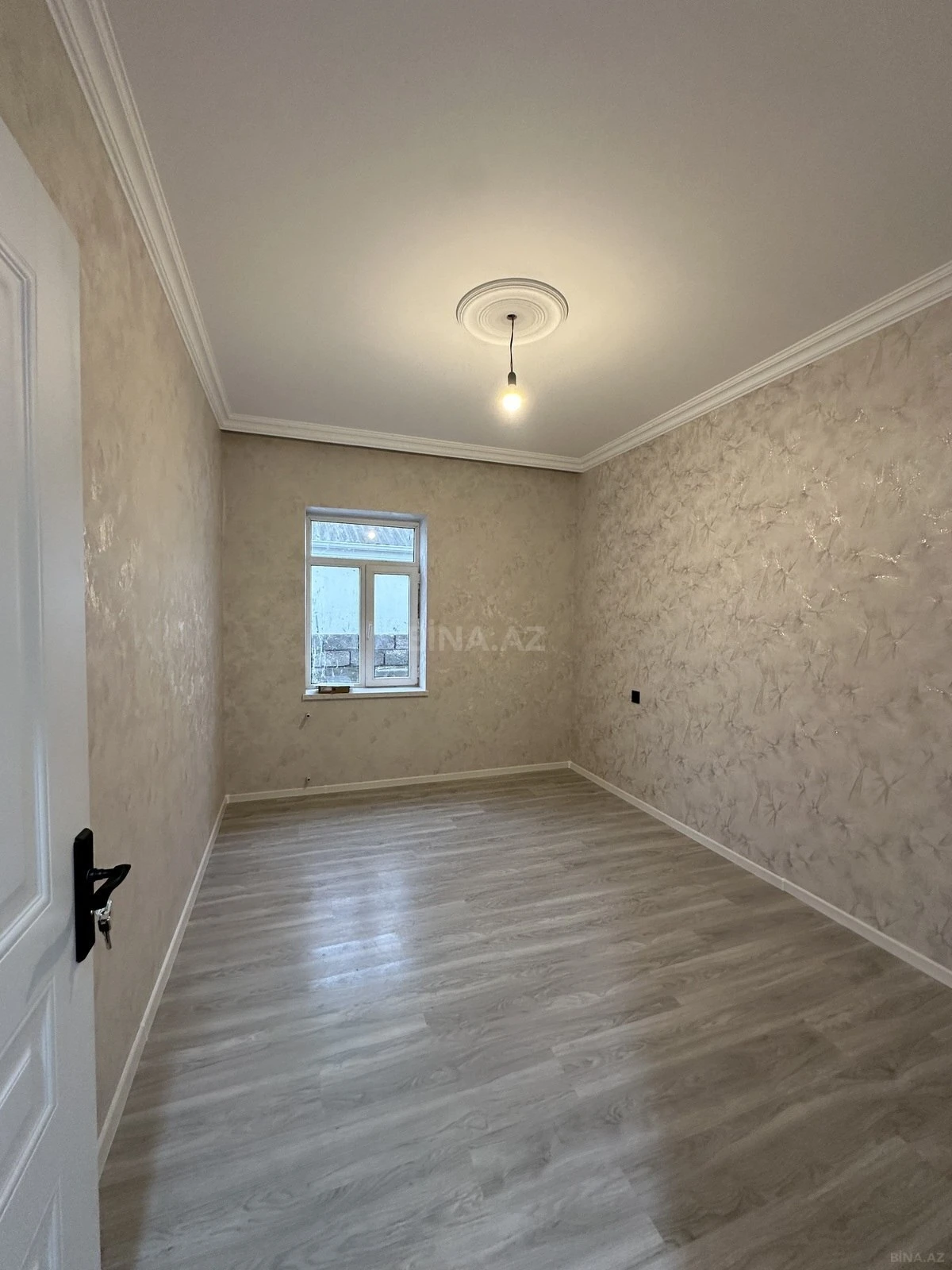 Satılır 4 otaqlı həyət evi 120 m²