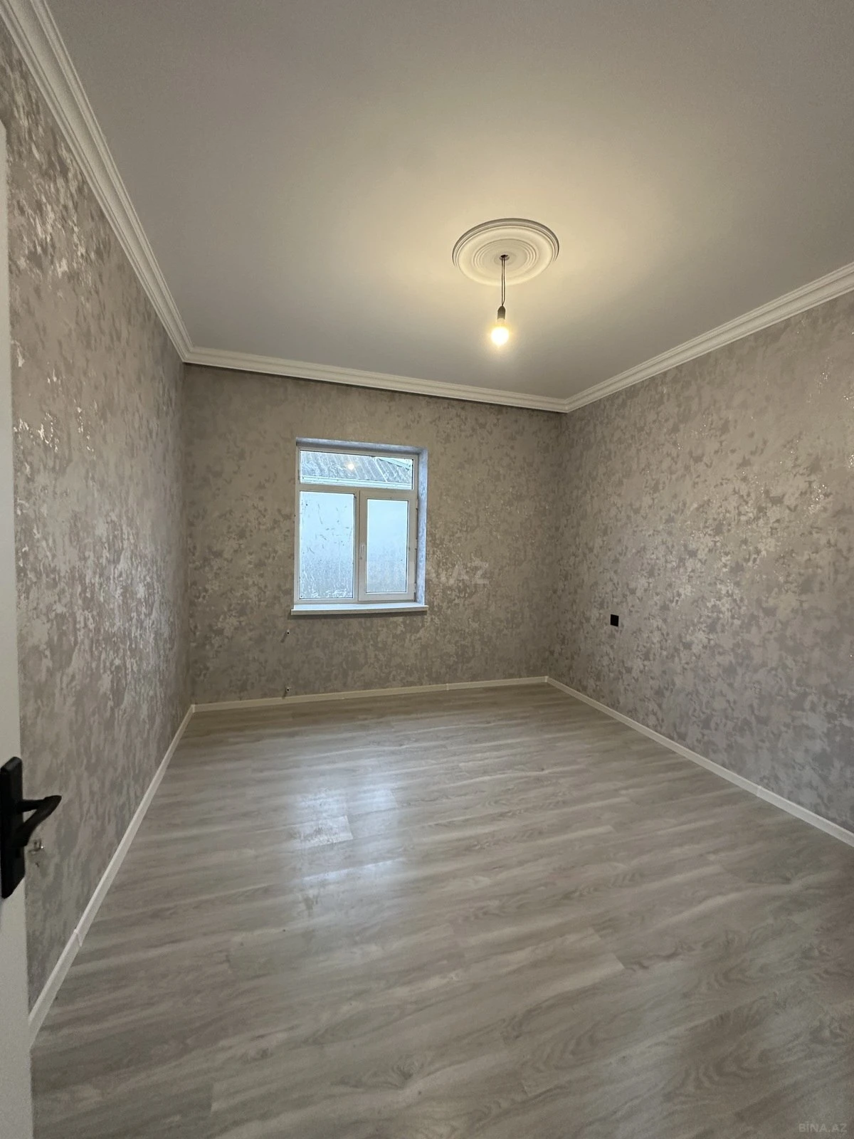 Satılır 4 otaqlı həyət evi 120 m²