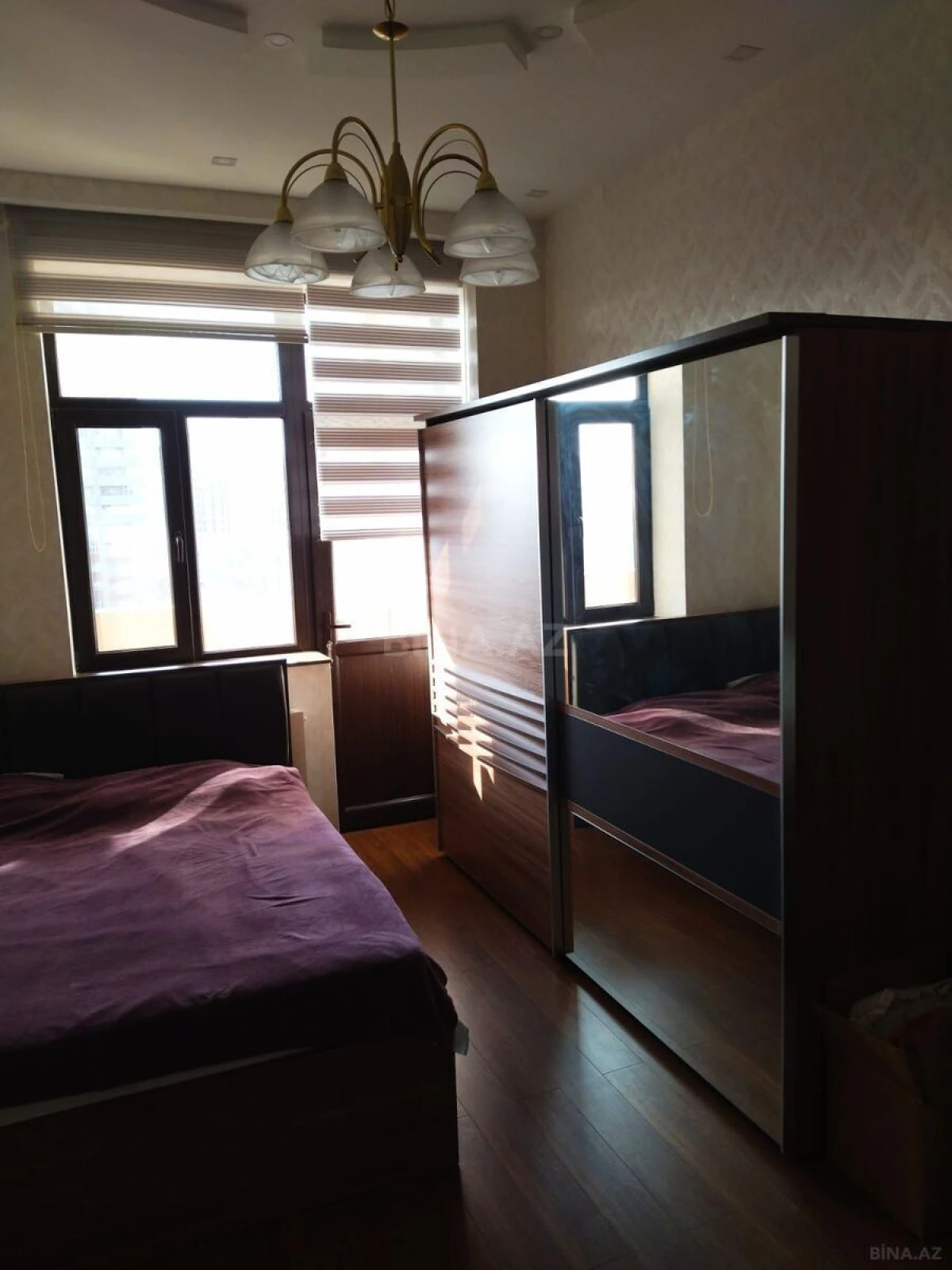 Kirayə verilir 3 otaqlı mənzil 121 m²