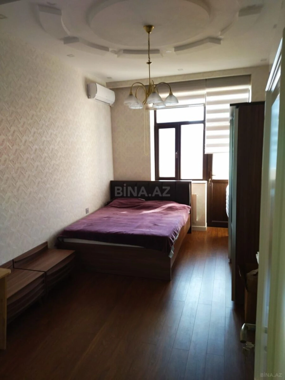 Kirayə verilir 3 otaqlı mənzil 121 m²