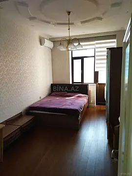 Kirayə verilir 3 otaqlı mənzil 121 m²