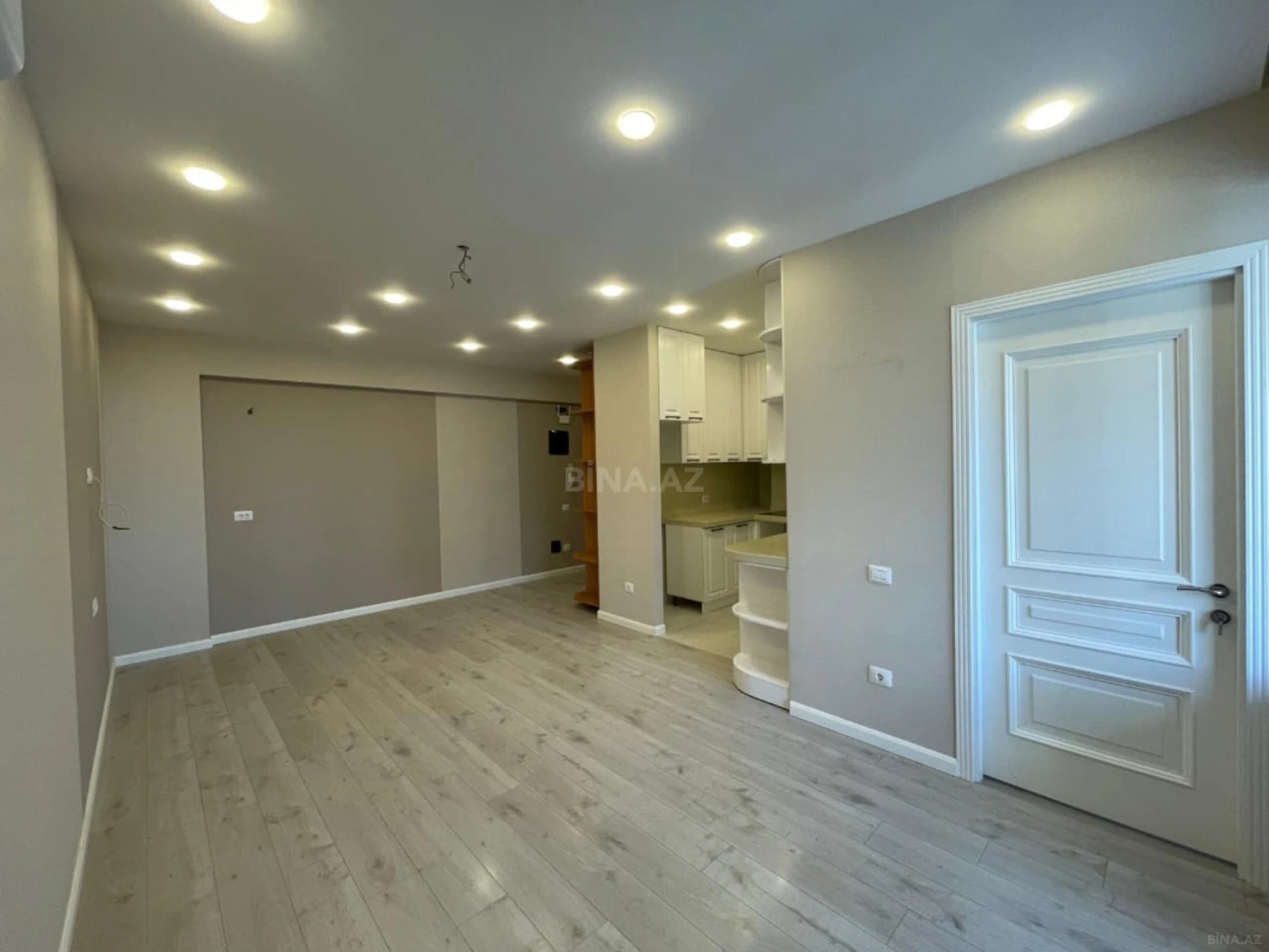Satılır 3 otaqlı mənzil 90 m²