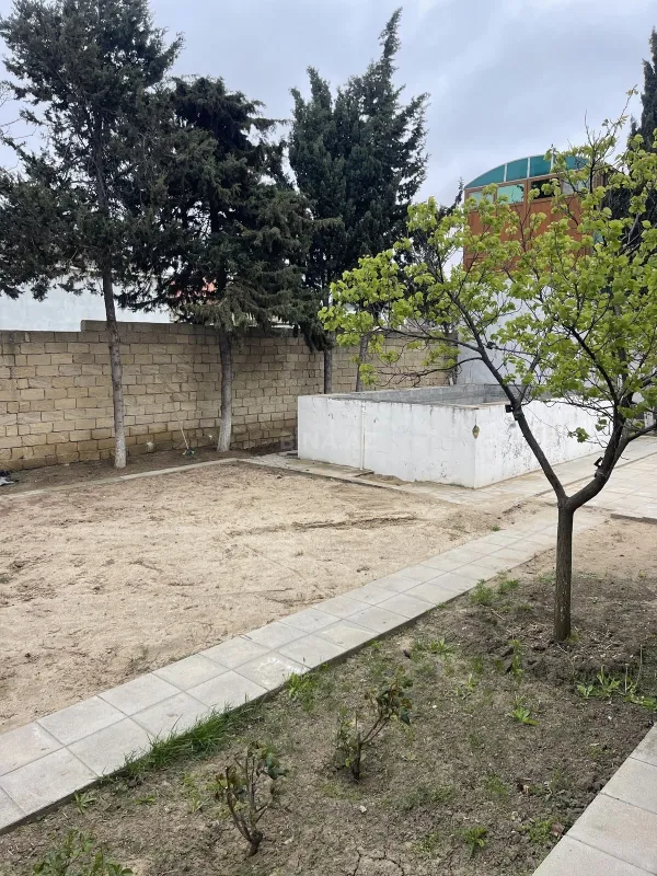 Satılır 4 otaqlı həyət evi 120 m²