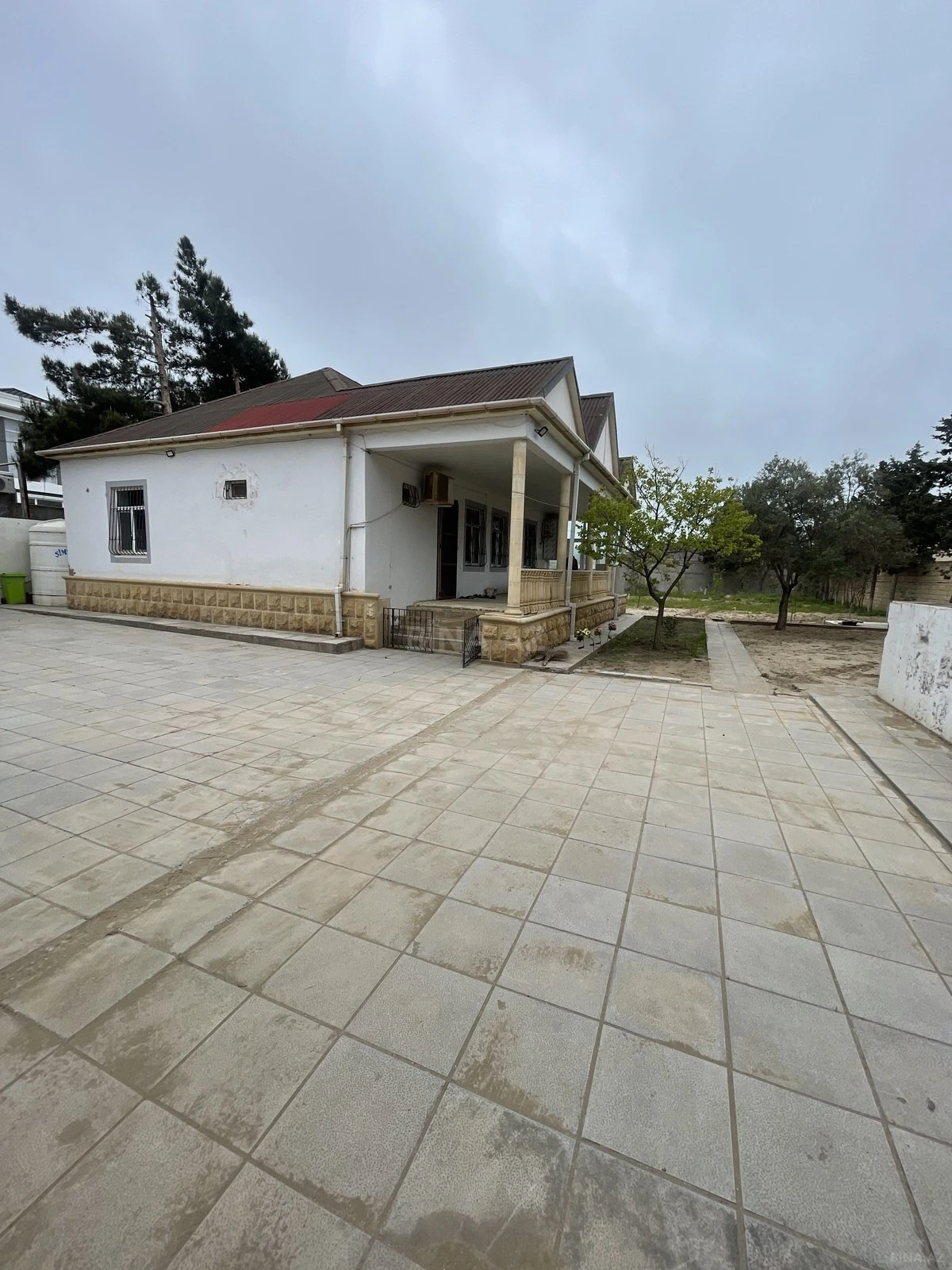 Satılır 4 otaqlı həyət evi 120 m²