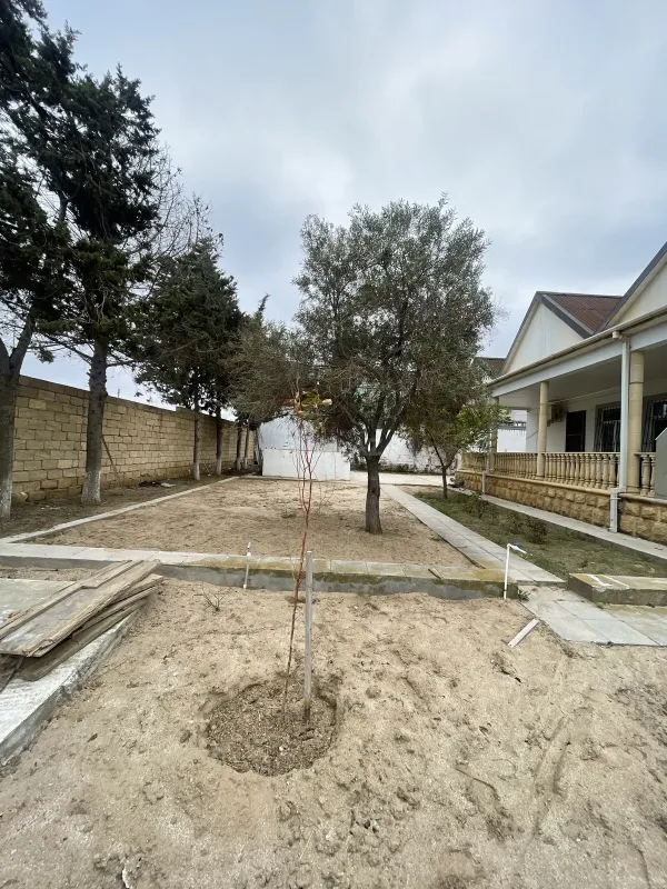 Satılır 4 otaqlı həyət evi 120 m²