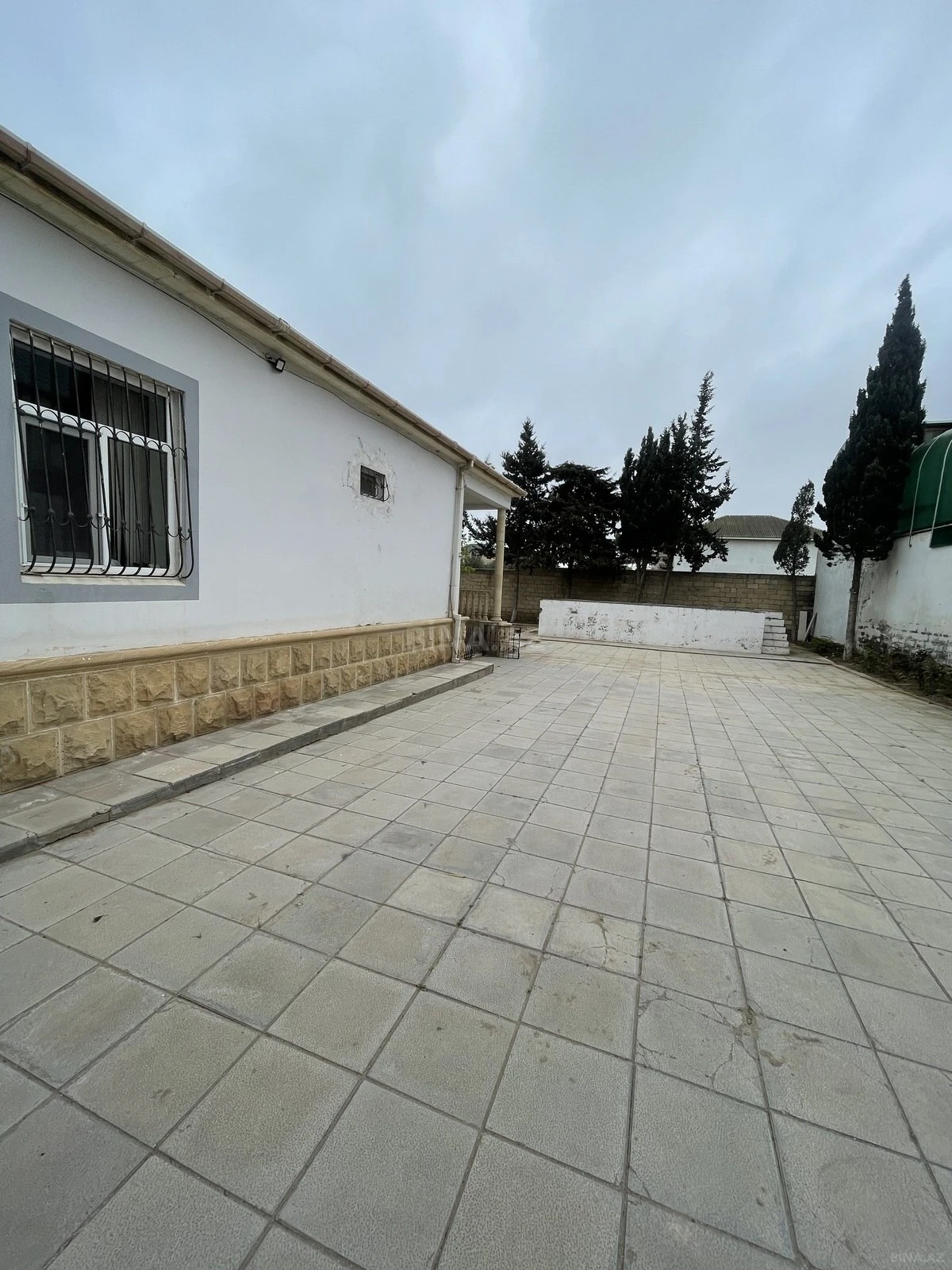 Satılır 4 otaqlı həyət evi 120 m²