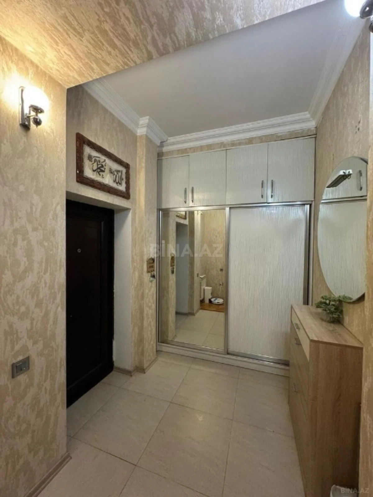 Satılır 2 otaqlı mənzil 85 m²