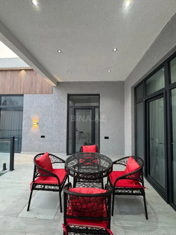 Kirayə verilir 4 otaqlı həyət evi 160 m²