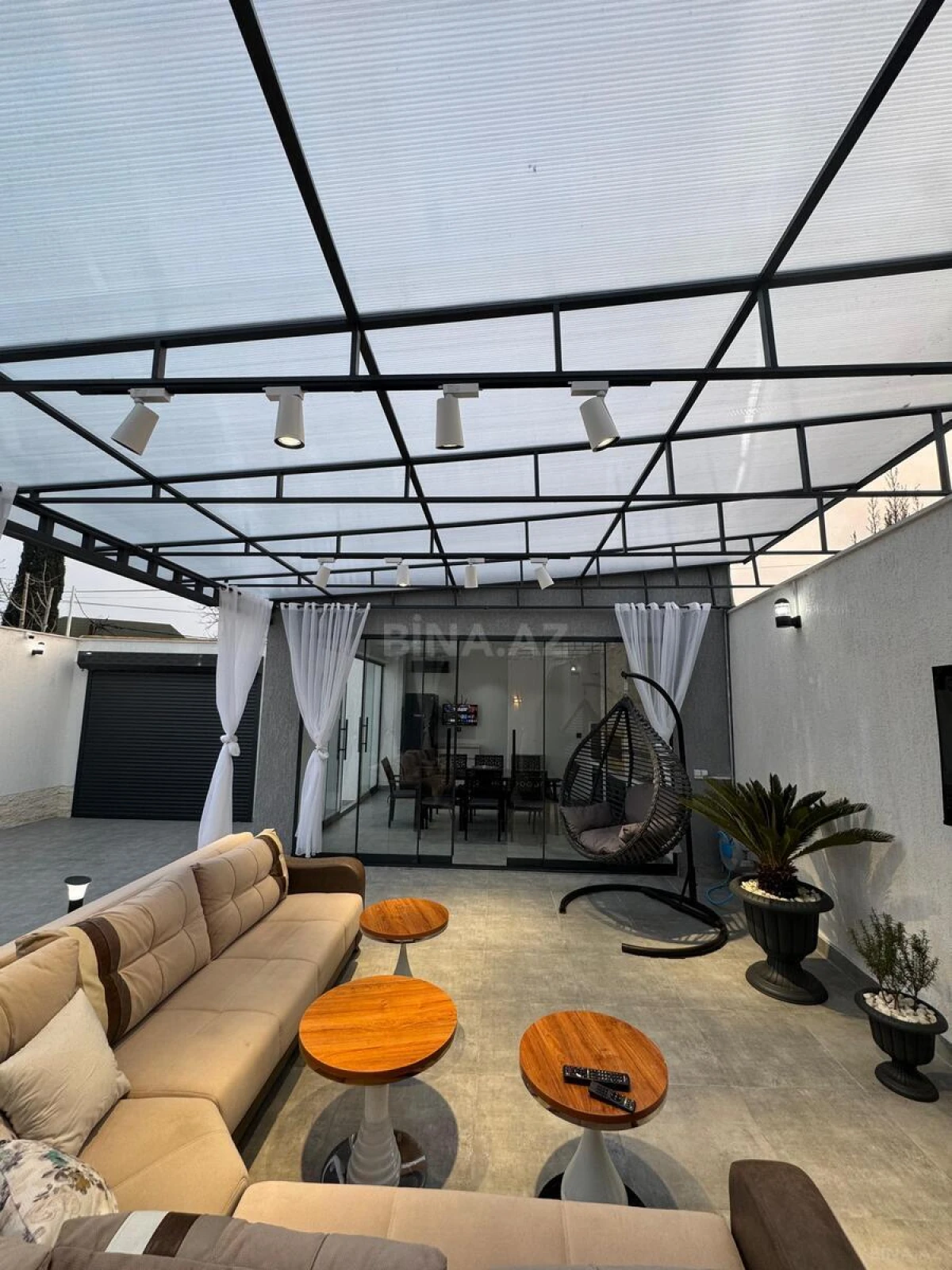 Kirayə verilir 4 otaqlı həyət evi 160 m²