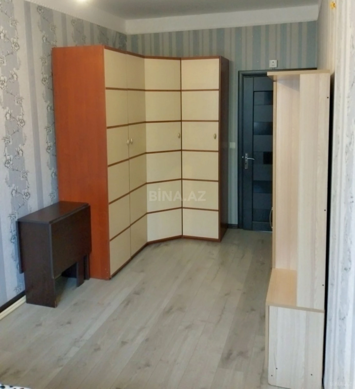 Kirayə verilir 2 otaqlı mənzil 70 m²