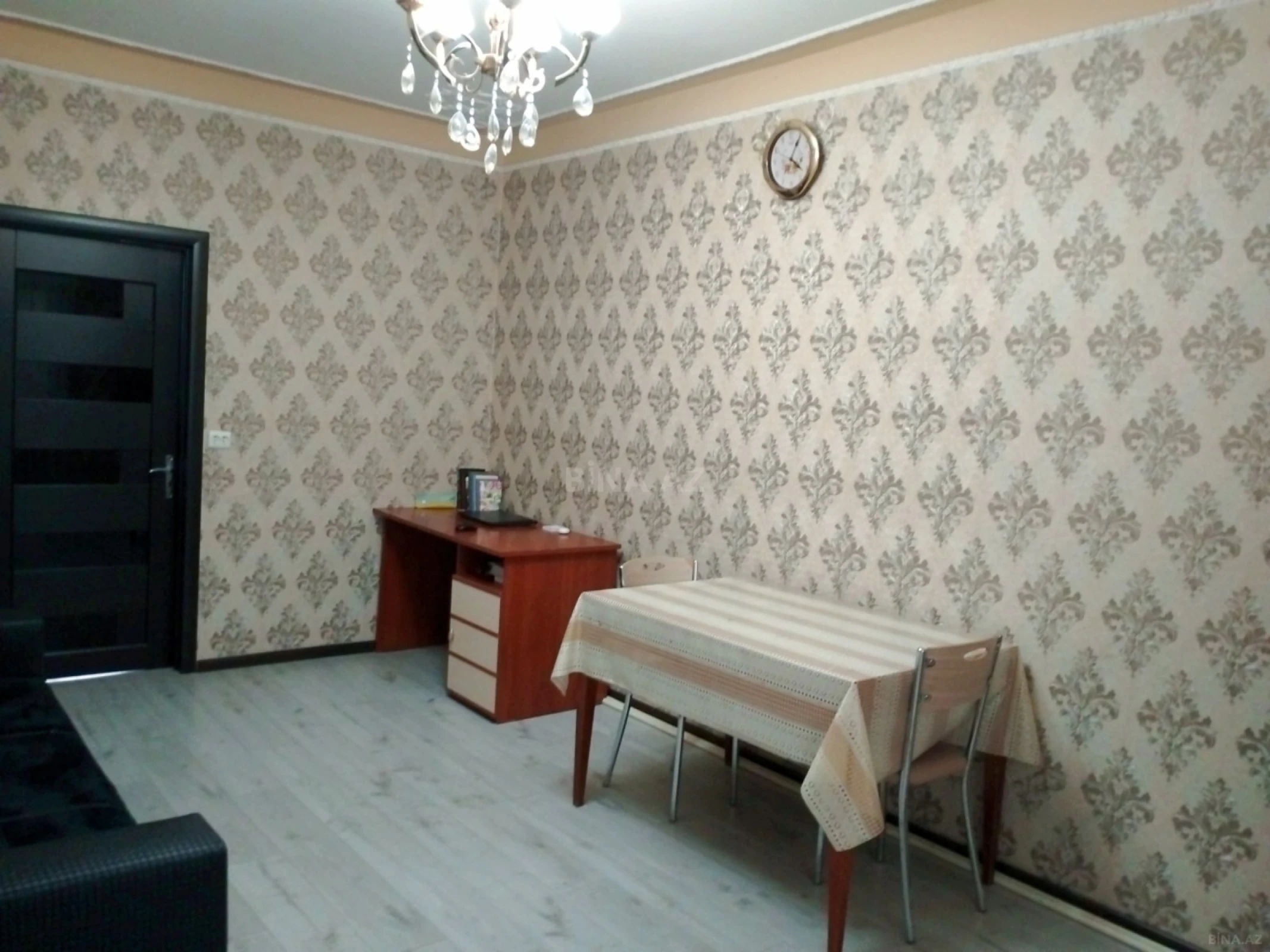 Kirayə verilir 2 otaqlı mənzil 70 m²