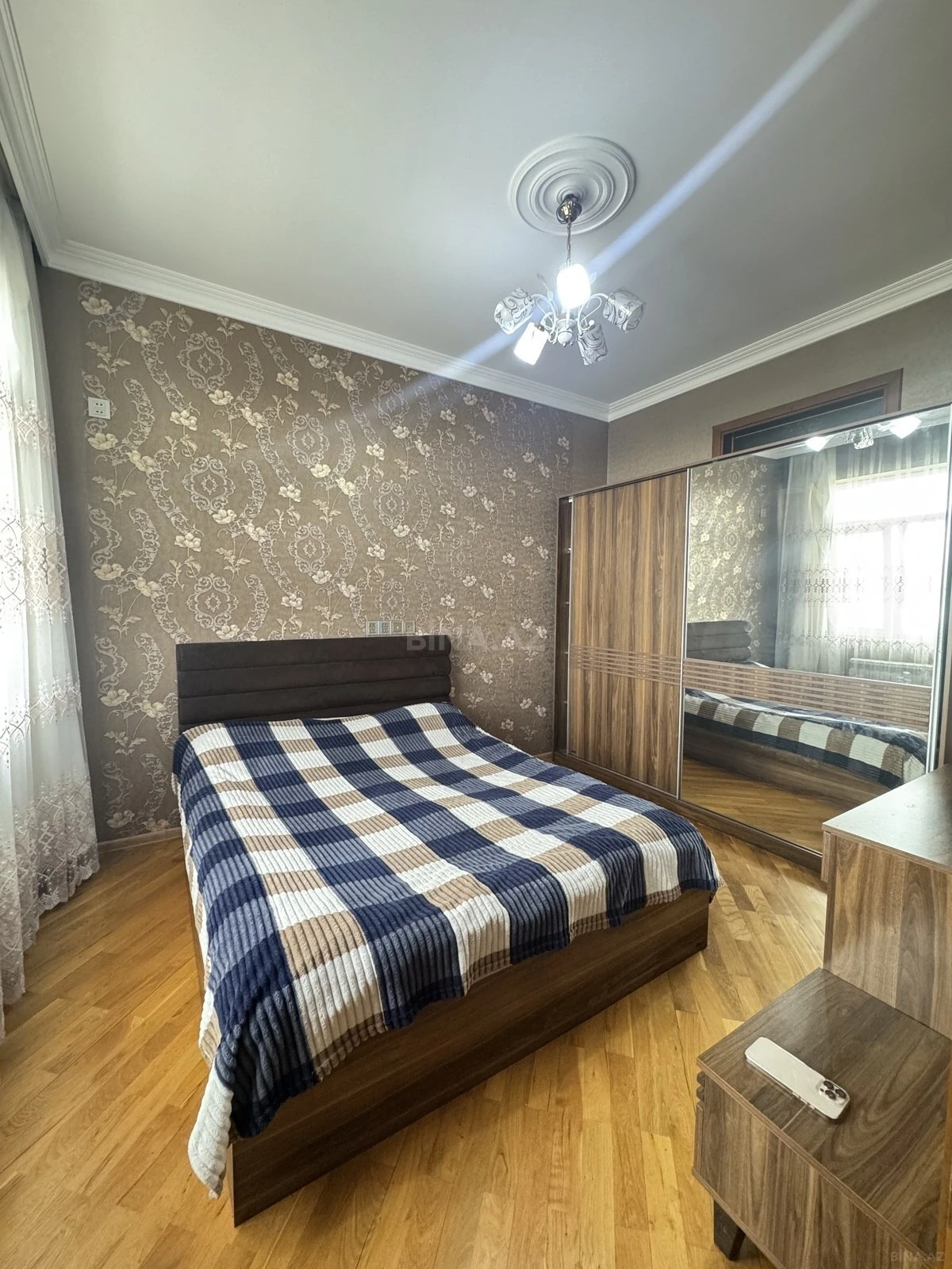Kirayə verilir 3 otaqlı mənzil 110 m²