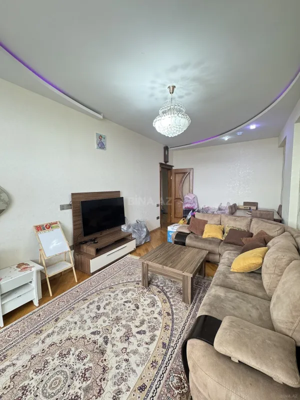 Kirayə verilir 3 otaqlı mənzil 110 m²