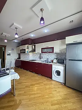 Kirayə verilir 3 otaqlı mənzil 110 m²
