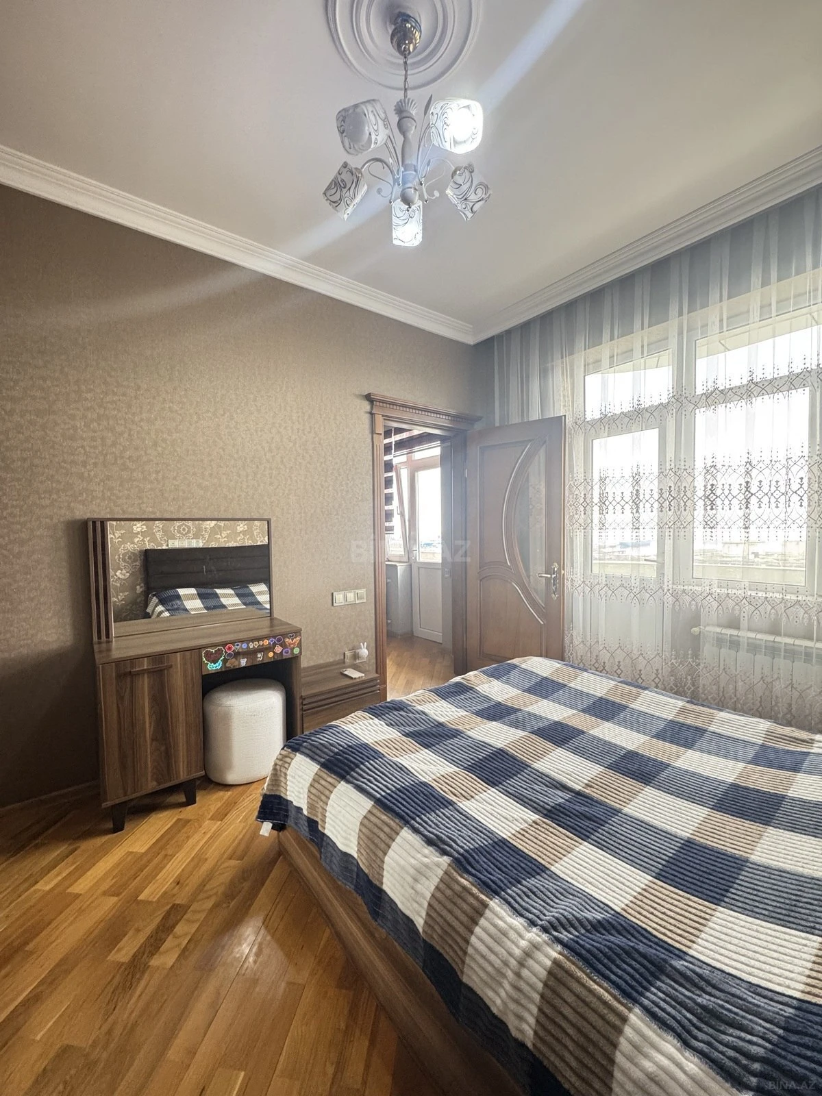 Kirayə verilir 3 otaqlı mənzil 110 m²